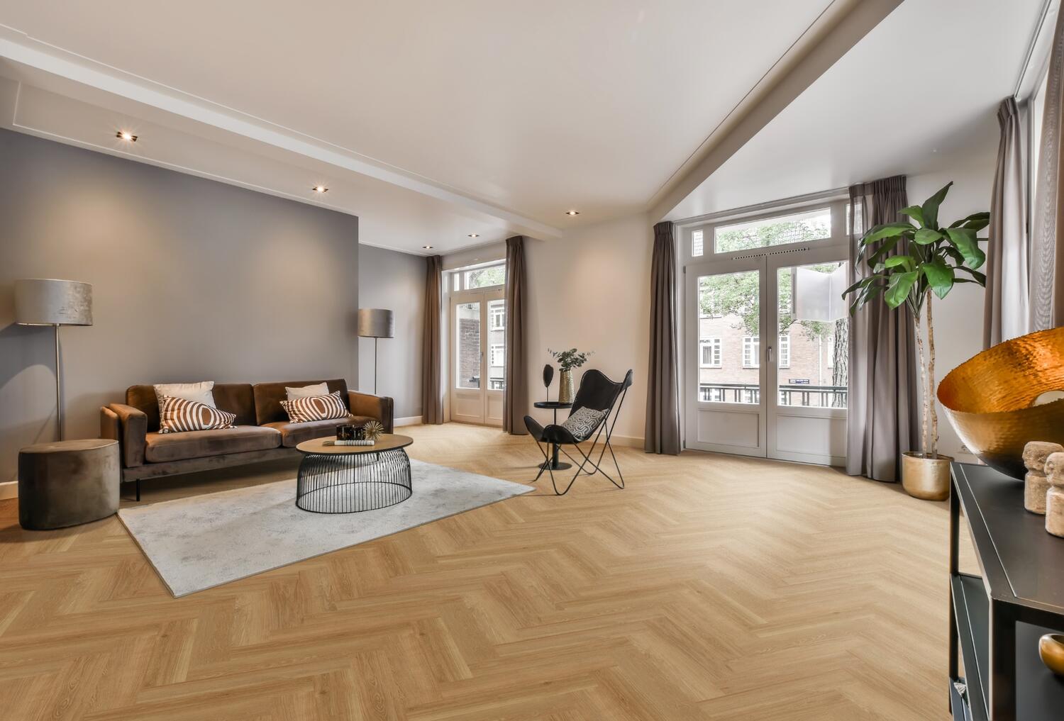 Essence_Rigid_55_Iberia_Sector residencial