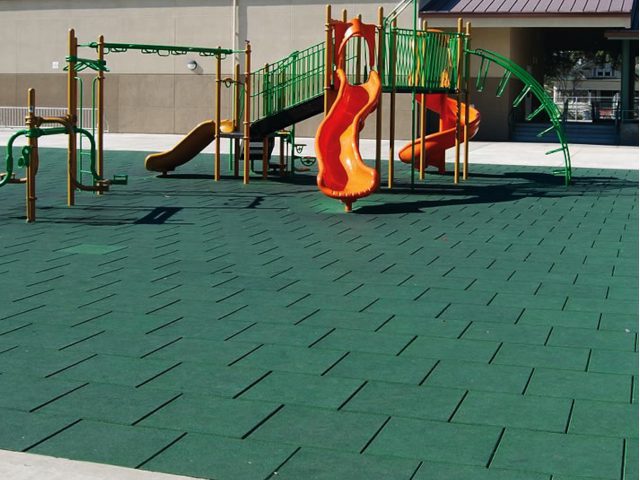 Baldosas de caucho reciclado 100X50X8 cm - Suelos para parques infantiles -  Textura Decoracion S.L.