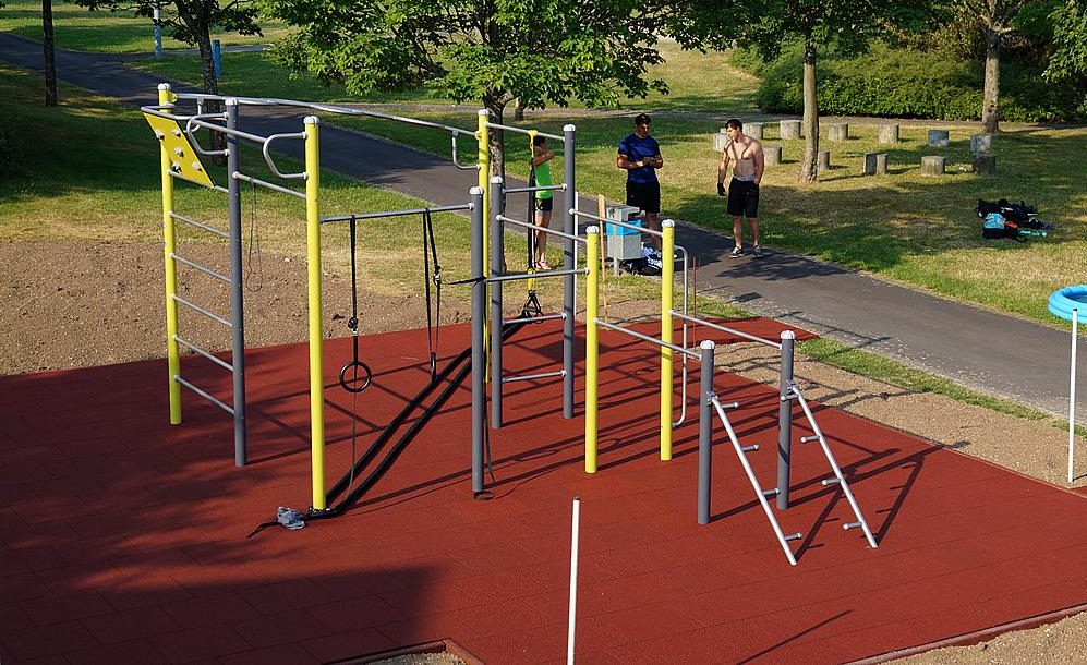 Calistenia - Suelos de caucho para parques de Calistenia y deporte en exteriores
