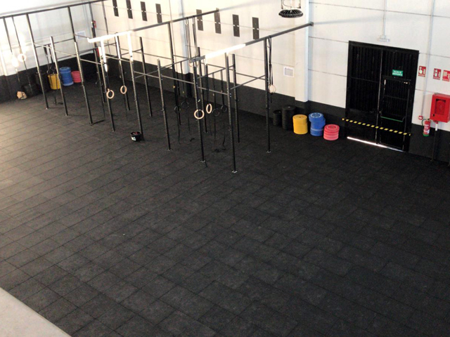 Suelo CrossFit: el PVC la opción perfecta para los gimnasios - EcoSuelosPVC