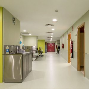 Vescom Nero - Revestimientos de paredes para Clínicas y Hospitales